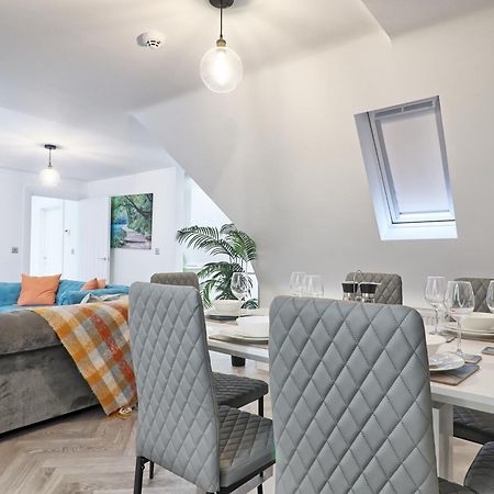 Writtle Massive 4 Bedroom Apartment With Parking In Gorgeous Countryside Location & Short Drive To Chelmsford City Centre Contractors Welcome Екстер'єр фото