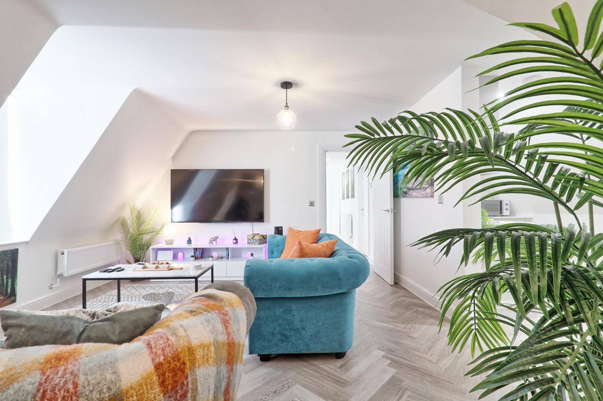 Writtle Massive 4 Bedroom Apartment With Parking In Gorgeous Countryside Location & Short Drive To Chelmsford City Centre Contractors Welcome Екстер'єр фото